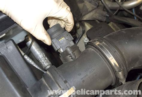 BMW X5 M62 8 Cylinder Mass Air Flow MAF Sensor Replacement E53 2000