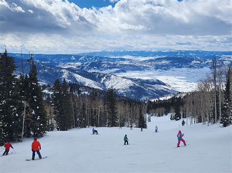 Steamboat Resort passes 300 inches, has most snow among Colorado ski areas