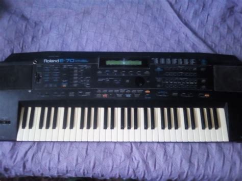 Roland E-70