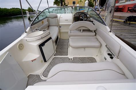Larson 274 Cabrio 2007 for sale for $37,680 - Boats-from-USA.com