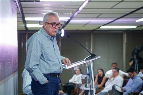 Rubén Rocha Moya gobernador de Sinaloa pide formalmente ser sometido