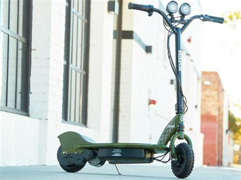 Jeep Razor RX200 Rugged Electric Scooter Lets You Ride At Speeds Up To