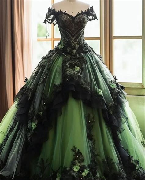 My Facebook Page Fashion Black Lady Boleyn Green Wedding