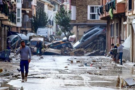 Le Bilan Des Inondations En Espagne S Aggrave Au Moins Morts