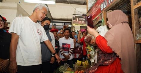 Ganjar Blusukan Ke Pasar Kajen Warga Mengeluh Kenaikan Harga Bahan Pokok