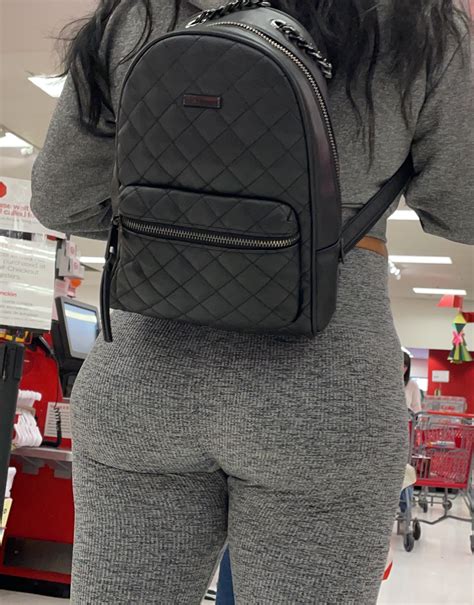 Luscious Latina Bubble Butt In Grey Spandex Leggings Yoga Pants