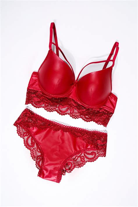 Tılsım Lingerie Deri İpli Dantelli Dolgusuz Sütyen Takım Fiyatı Yorumları Trendyol