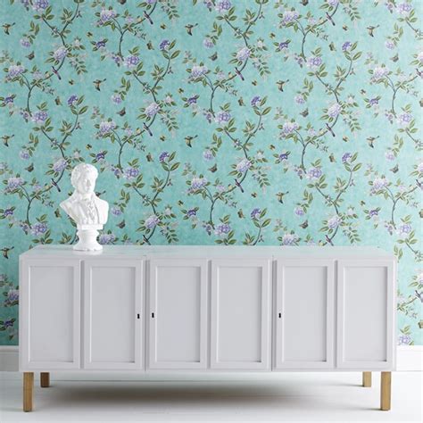 14 Stunning Floral Wallpaper Designs to Refresh Your Home Décor