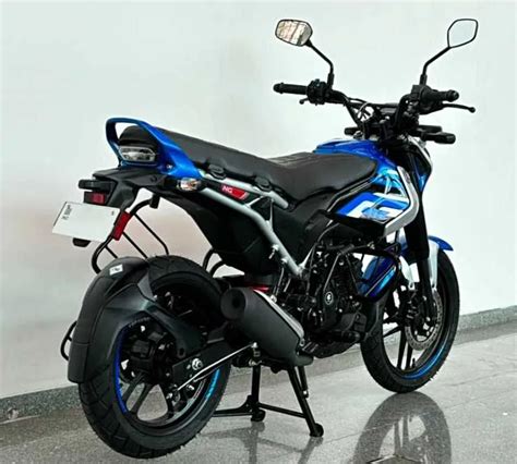 Bajaj Freedom 125 World S First CNG Motorcycle Launched At Rs 95 000