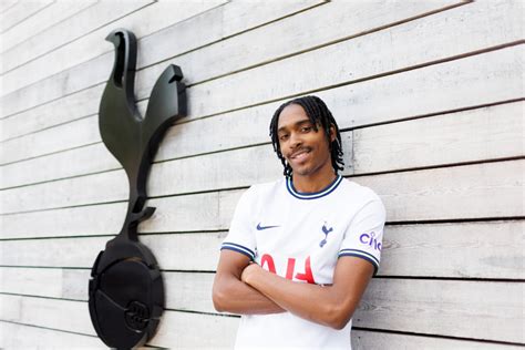 First Pictures As Tottenham Unveil Djed Spence As Sixth Summer Signing Evening Standard