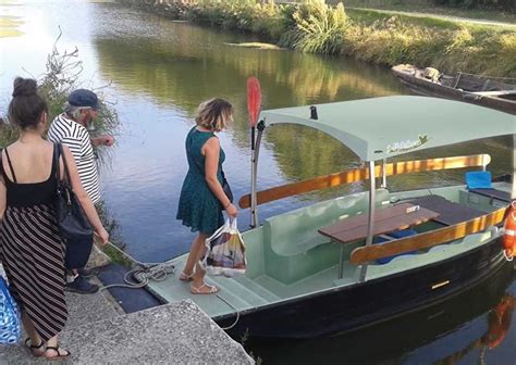 Les Bateliers Des Marais Du Cotentin Location De Barques Lectriques