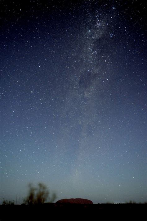 Climbing to be banned on Australia's iconic Uluru monolith from 2019