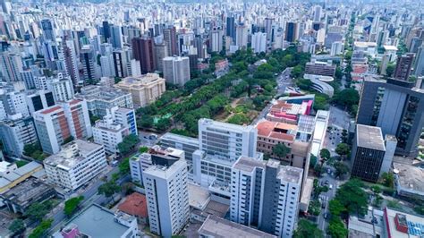 Vista A Rea De Praca Da Liberdade En Belo Horizonte Minas Gerais Brasil