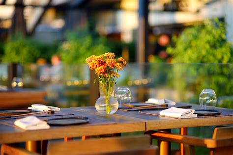 Low-Budget Outdoor Restaurant Design Tips