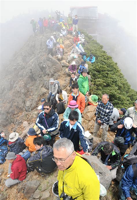 長野県 夏山幕開け祝い、安全祈る 八ケ岳と北アルプス｜北陸新幹線で行こう！北陸・信越観光ナビ