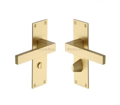 Heritage Brass Metro Door Handles On Flat Backplate Satin Brass