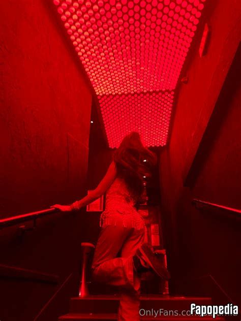 Saramia Nude OnlyFans Leaks Photo Fapopedia