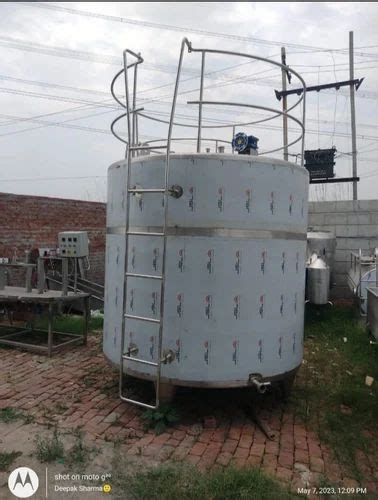 Milk Storage Tank And Silo L At Rs In Mohiuddinpur