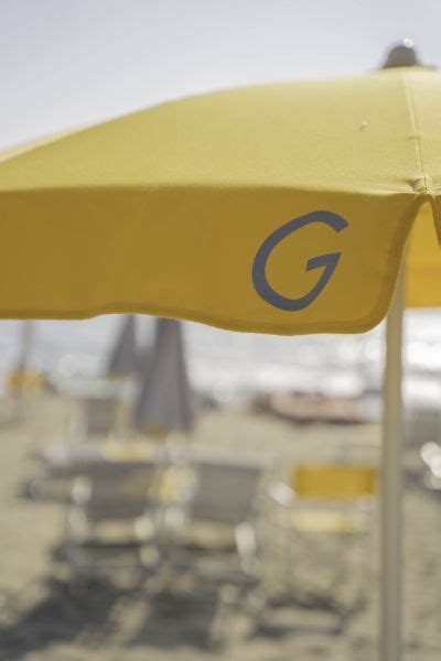 Bagno Ermanno Giallo Mare Viareggio LU Prenotazione Online