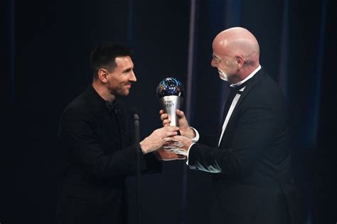 Lionel Messi Gana El The Best A Mejor Jugador De La Fifa 2022 E Iguala A Cristiano Ronaldo Con