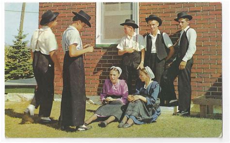 Amish Postcard Mennonite Teens Lancaster Pa Boys Girls Traditional Hats