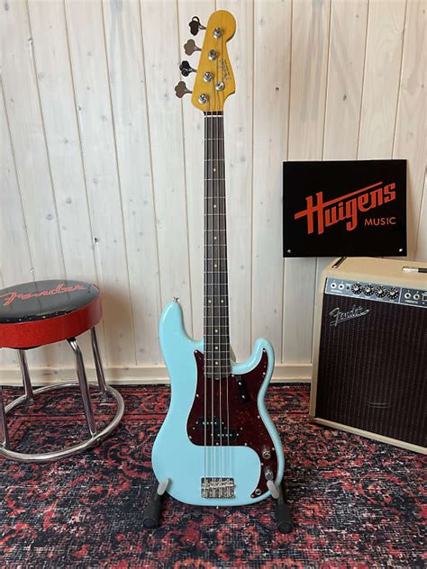 Fender American Vintage Ii Precision Bass Rw Daphne Reverb