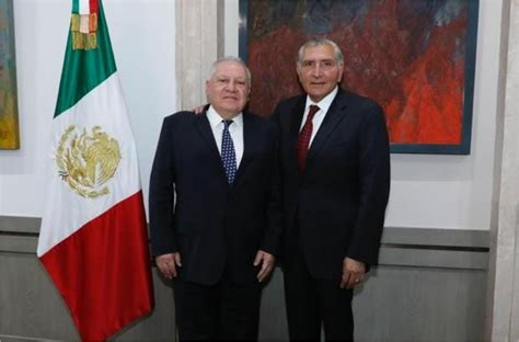 Rafael Mar N Mollinedo Toma Posesi N Al Frente De Aduanas La Verdad