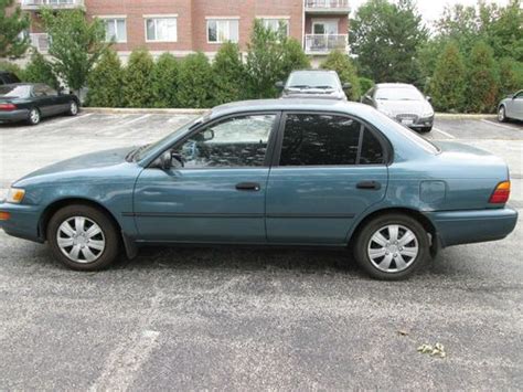 Purchase Used 1995 Toyota Corolla Dx Sedan 4 Door 18l With Manual