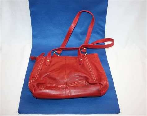 Vintage Stone Mountain Red Leather Purse Zipper Closure Etsy Red