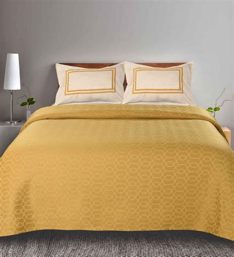 Buy Yellow Geometric 144 Tc 100 Cotton King Sized Bed Sheets With 2