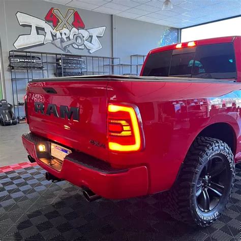 Lanterna Dodge Ram Classic Full Led Fum Venda Em