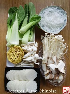 Hot Pot Ou Fondue Chinoise Aux Champignons M Gu Hu Gu Voir