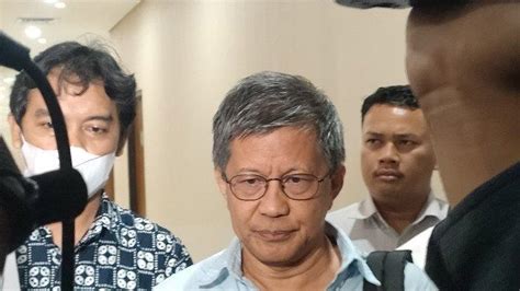 Rocky Gerung Digugat Tak Boleh Bicara Di Publik Buntut Hina Presiden