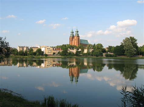 Gniezno co zobaczyć i jakie atrakcje zwiedzić Mieszko Gniezno