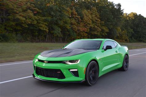 Review: 2017 Chevrolet Camaro SS 1LE - GTspirit