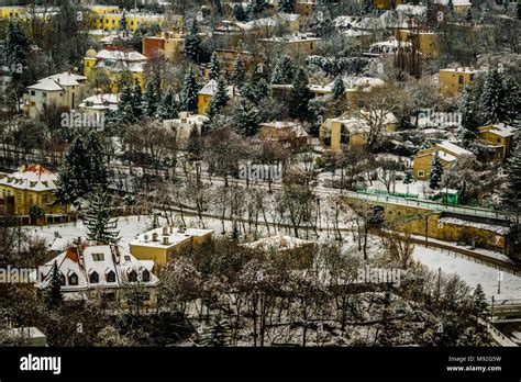 Budapest Hungary Winter Hi Res Stock Photography And Images Alamy