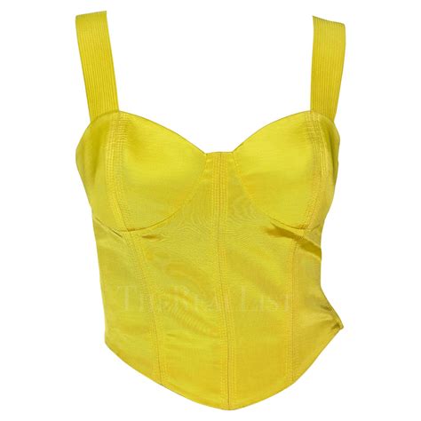 Ss 1992 Gianni Versace Top Corpiño Amarillo Canario En Venta En 1stdibs