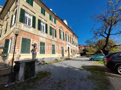 Vendita Appartamento Genova Trilocale In Via Col Di Lana Da