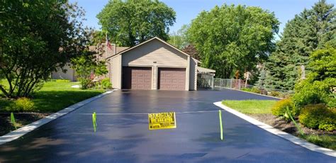 Driveway Sealcoating In Northern Illinois Strictly Sealcoating Inc