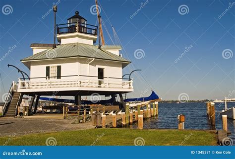 Chesapeake Bay Lighthouse Stock Image Image Of Shipping 1345371