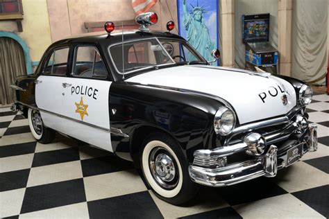 Ford Custom Police Car Specs Photos Videos And More On Topworldauto