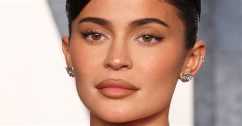 Kylie Jenner Goes Full Barbiecore In Hot Pink String Skims Bikini Flipboard