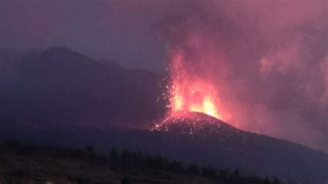 El Volcán Entra En Fase Explosiva Extrema Hay Dos Nuevas Bocas