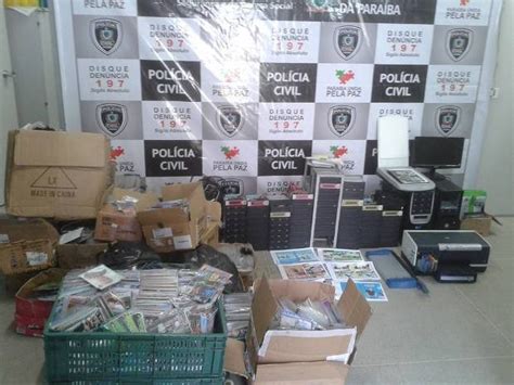 G Pol Cia Apreende Cds E Dvds Piratas Dentro De Casa Em Campina