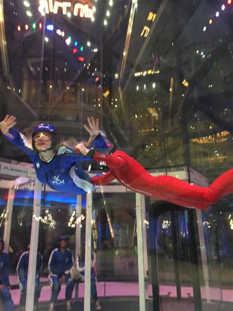 IFly La Chute Libre Indoor Chute Voltige Saut En Parachute