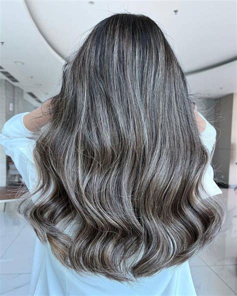 Mechas Blancas Para Disimular Canas Naturales Rejuvenecedoras Y