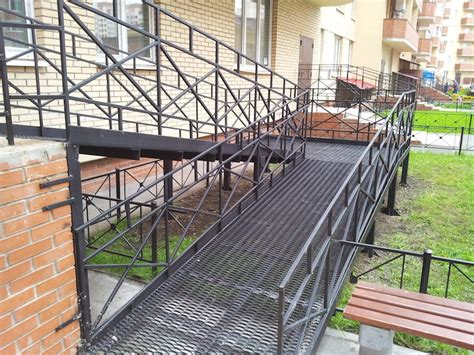 Металлический пандус. Купить пандус из металла в Москве
