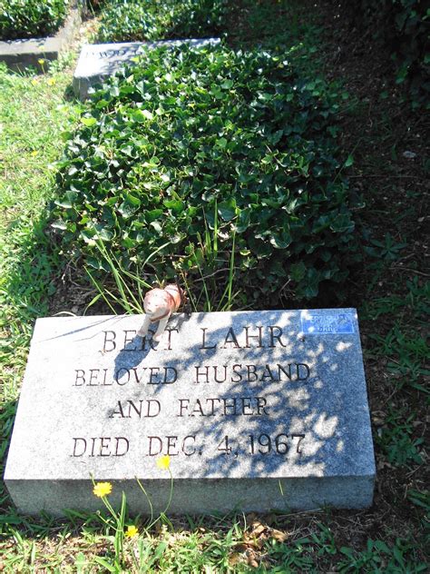 Film experts debate actor bert lahr most famous roles 26