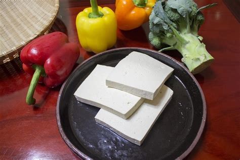 В каких продуктах есть эстрогены для женщин после 50 лет