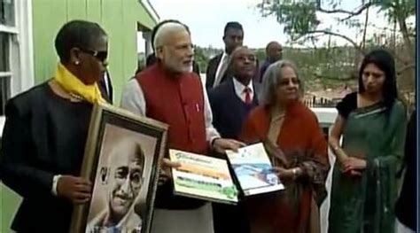 PM Narendra Modi pays visit to Gandhi’s old home ‘Sarvodaya’ in Phoenix ...